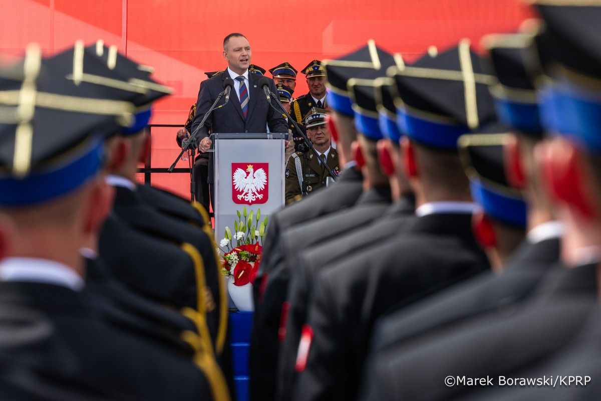 Interwencja służb w mieszkaniu matki Nawrockiego. Prezydent oczekuje wyjaśnień