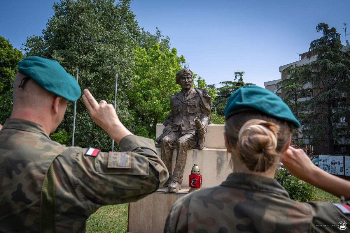 Żołnierze 2 Korpusu Polskiego szlakiem gen. Andersa