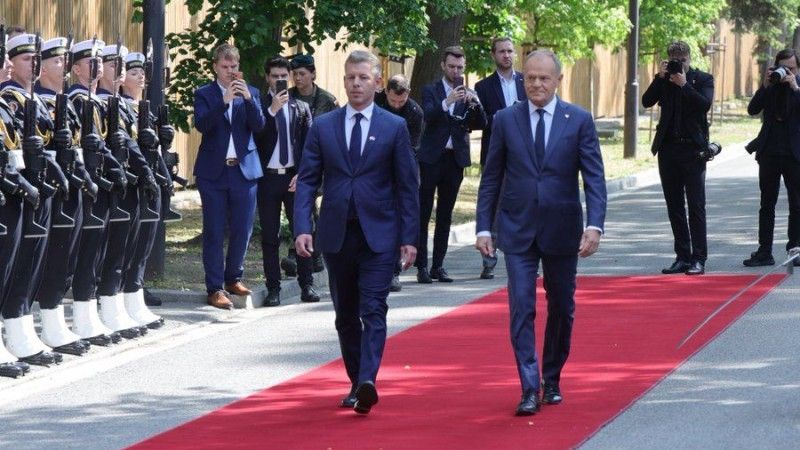 P.Magyar i D.Tusk podczas wizyty węgierskiego premiera w Polsce