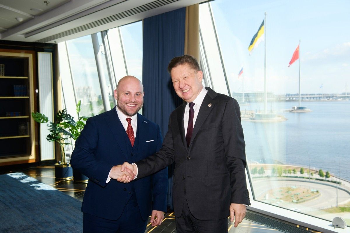 Koszmar Nord Stream powraca. AfD dogaduje się w Petersburgu z Gazpromem