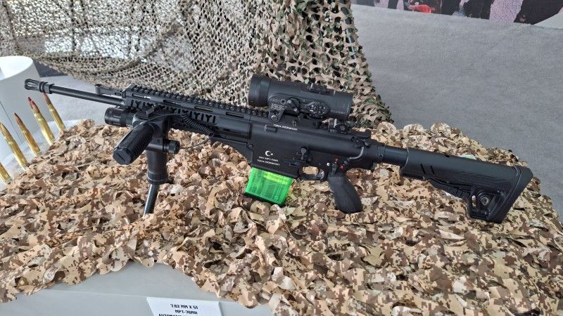 Karabin automatyczny MPT-76MH.