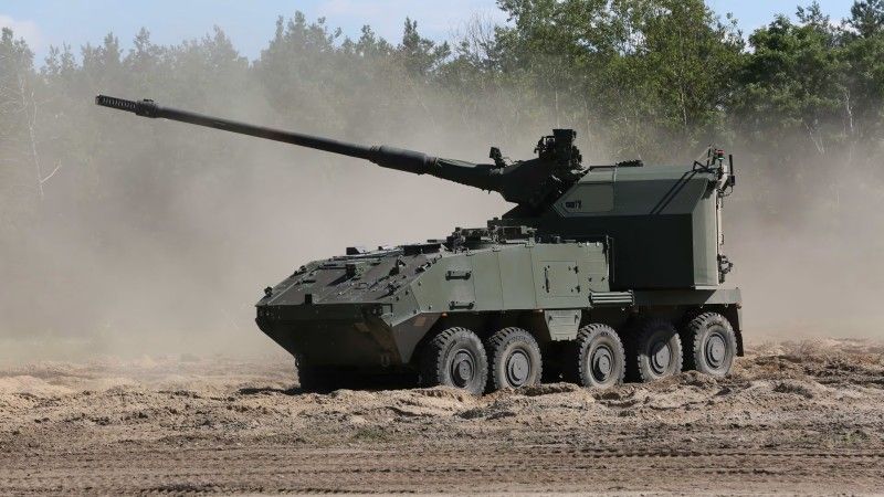 RCH 155 na podwoziu Piranha HMC.