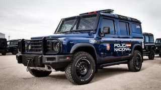 ineos grenadier hiszpańskiej policji
