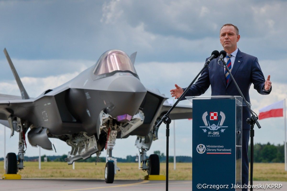 Prezydent Nawrocki dla Defence24.pl: F-35 to jasny sygnał dla wrogów Polski