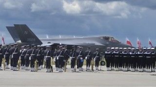 Oficjalne powitanie F-35A w bazie w Łasku