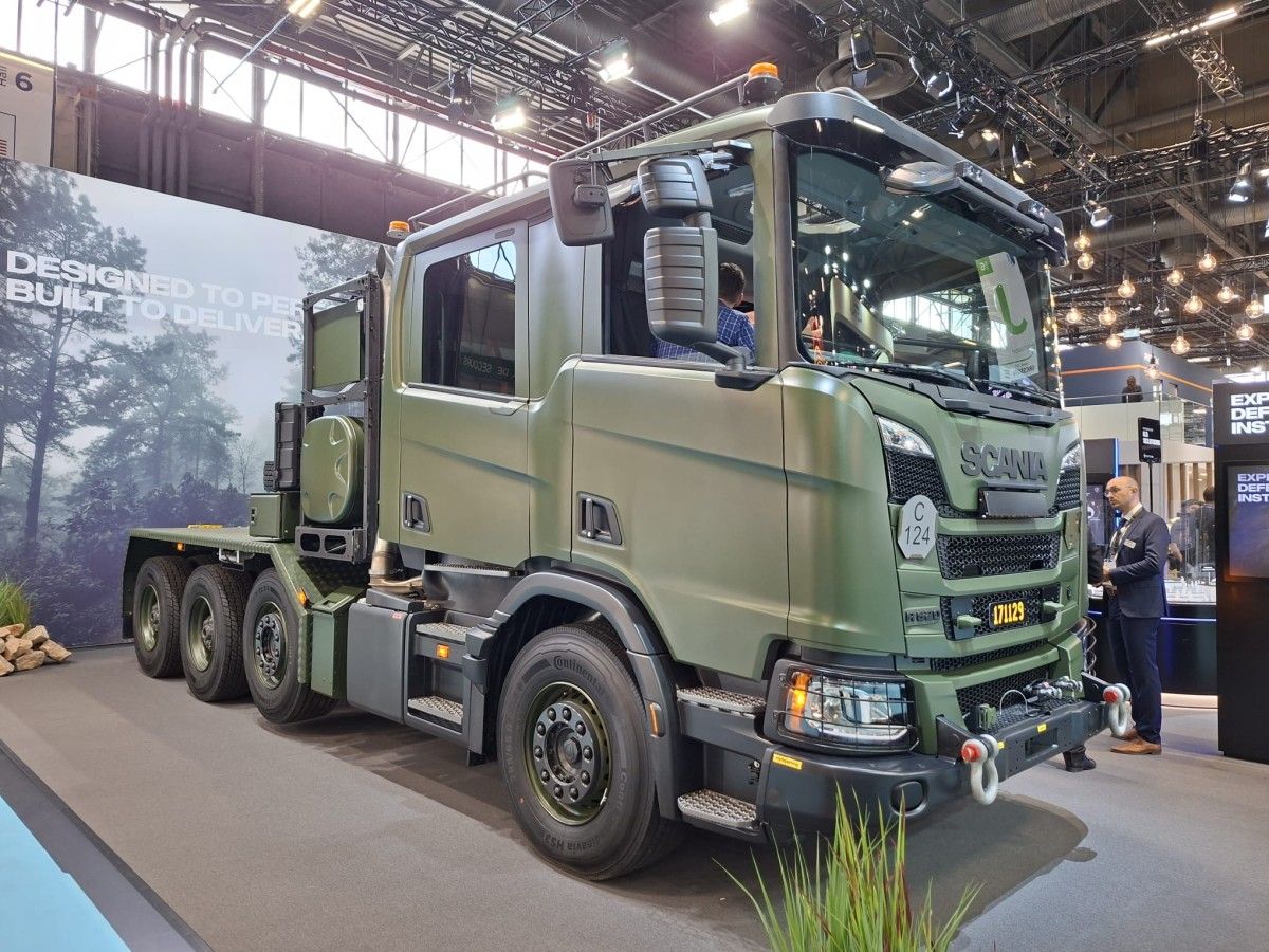 Hybrydowe napędy i opancerzone kabiny. Scania na Eurosatory 2026