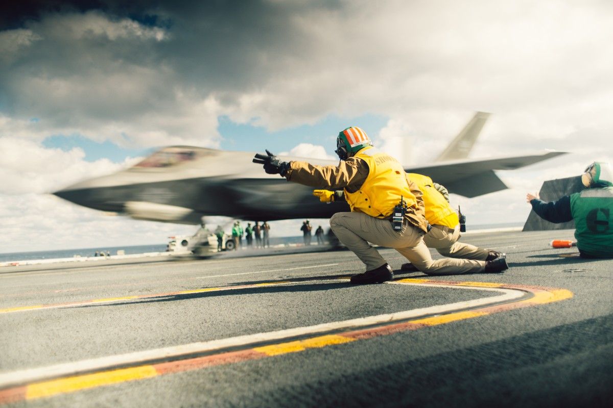Problemy amerykańskich F-35. Co z polskimi Husarzami?