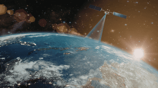 Od 2020 roku na terenie Europy i Ameryki Północnej jednocześnie odnotowywane są kilkusekundowe zakłócenia sygnału GPS. Ustalenia badaczy wskazują, że sprawcą jest rosyjski satelita.