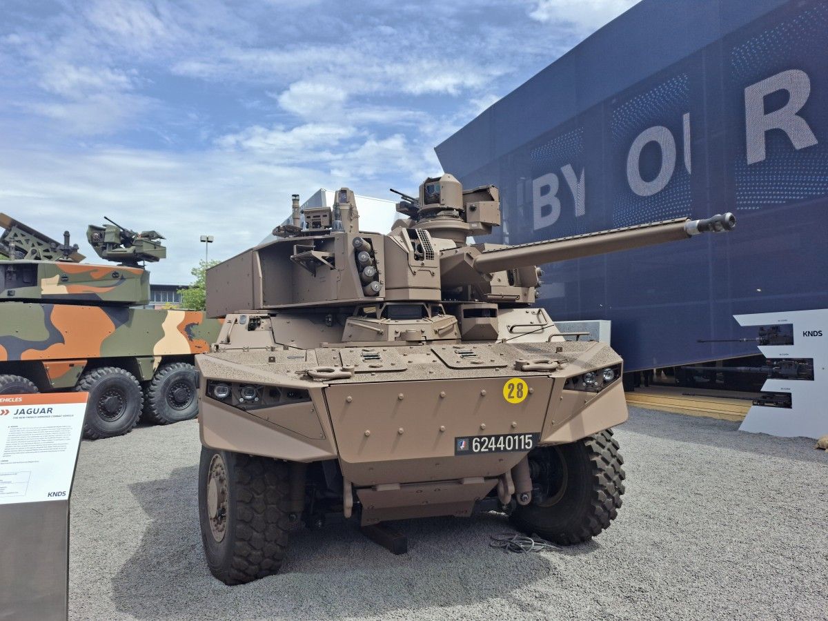 Francuski Jaguar na Eurosatory 2026. W tle kolejny kontrakt eksportowy
