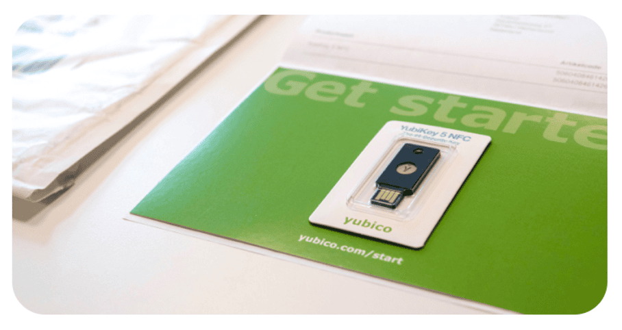 YubiKey as a Service (YaaS): rewolucja w MFA bez barier budżetowych