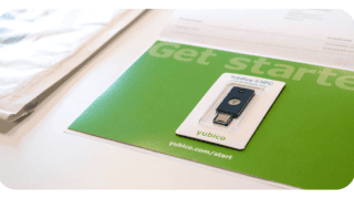 Klucz bezpieczeństwa Yubikey od Yubico.