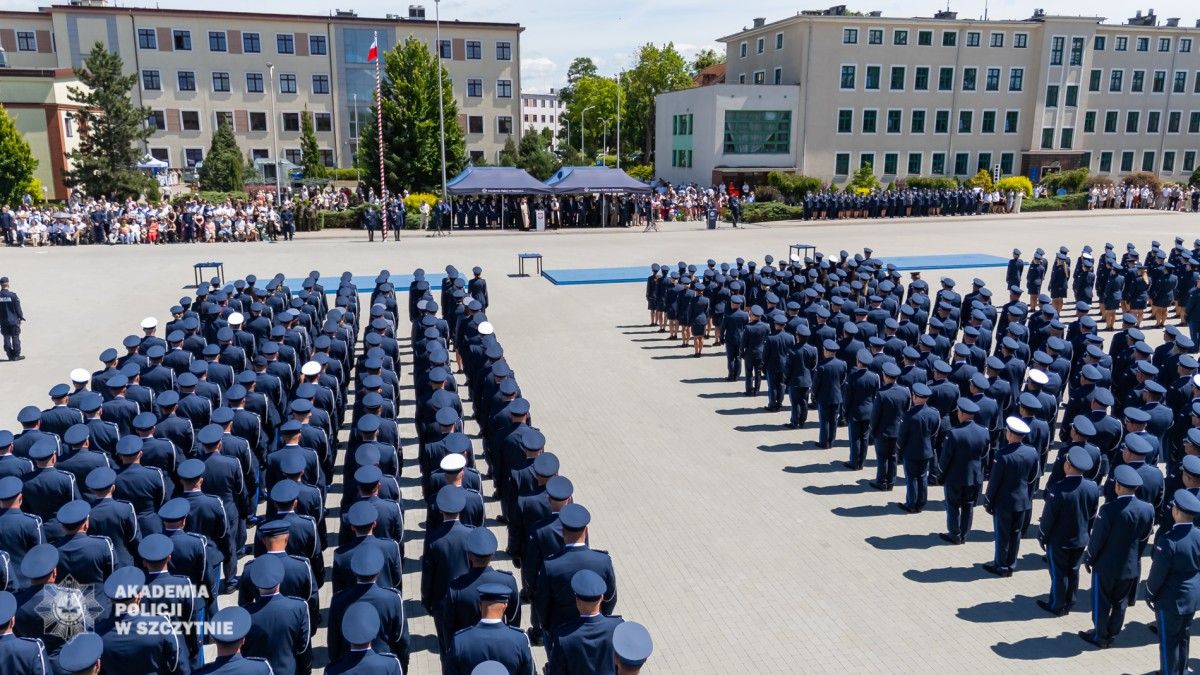Pół tysiąca nowych oficerów zasili szeregi Policji