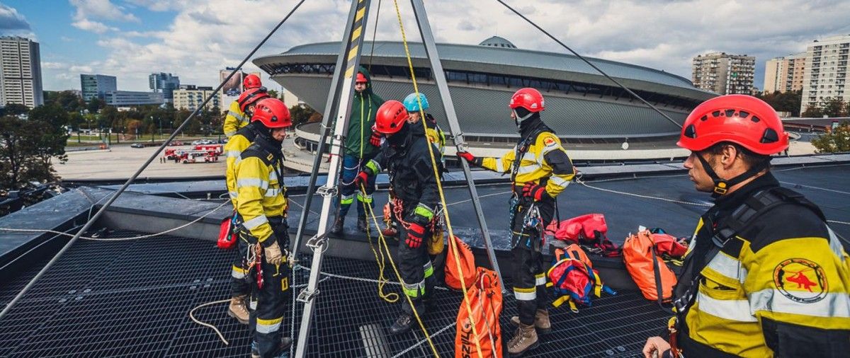Strażacka centrala na zakupach. Ratownicy wysokościowi dostaną nowe wyposażenie
