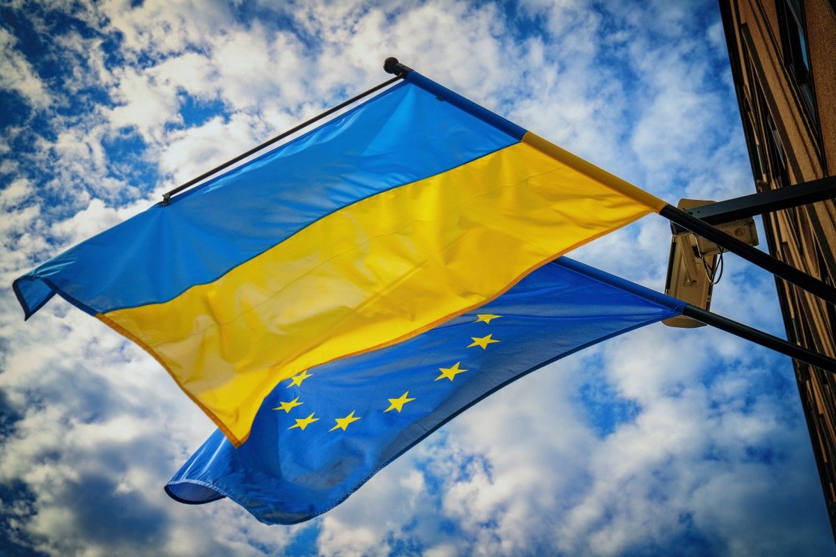 EU enlargement continues at a slow pace