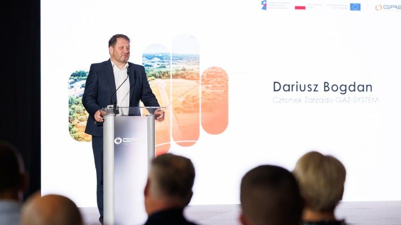 Dariusz Bogdan, członek Zarządu Gaz-System na uroczystości otwarcia gazociągu.