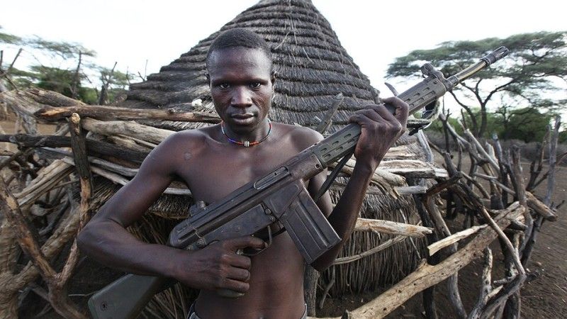 Sudanese combatant with G3 rifle