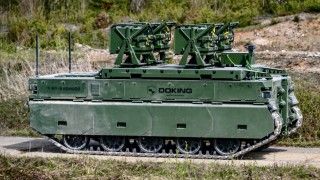 Pojazd bezzałogowy MV-8 Komodo z systemem minowania narzutowego Skorpion2