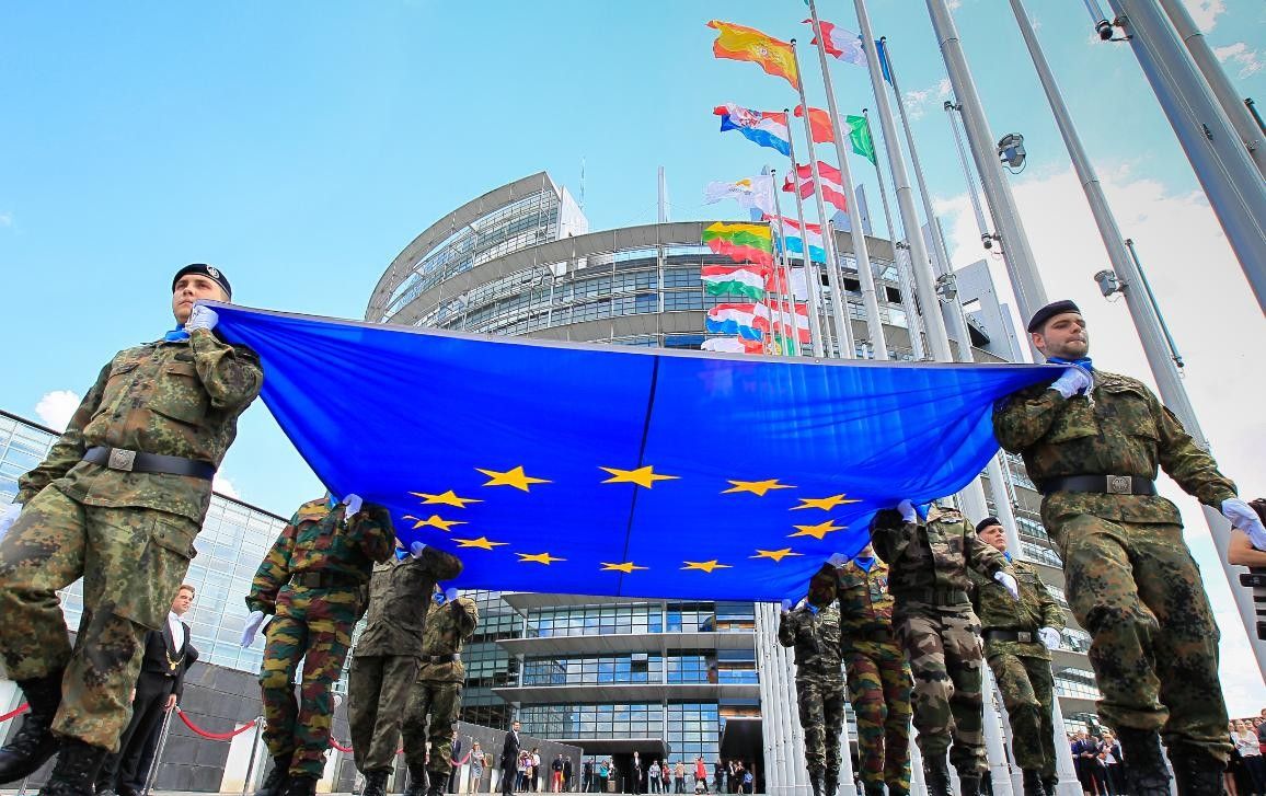 The EU shows its defence ambitions before the NATO summit