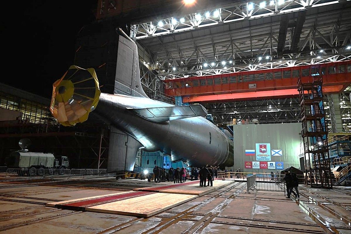 Slow decline. Russia lacks modern atomic submarines