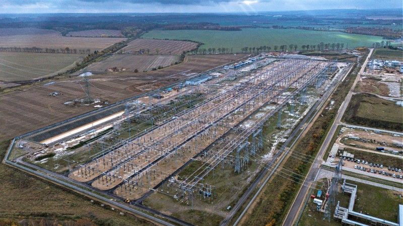 Widok z lotu ptaka na stację elektroenergetyczną Choczewo.