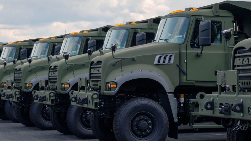 ciężarówki Mack M917A3 HDT