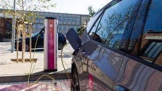 Stacja ładowanie samochodów elektrycznych Tauron