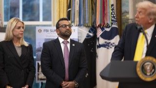 Kash Patel i Donald Trump w Białym Domu