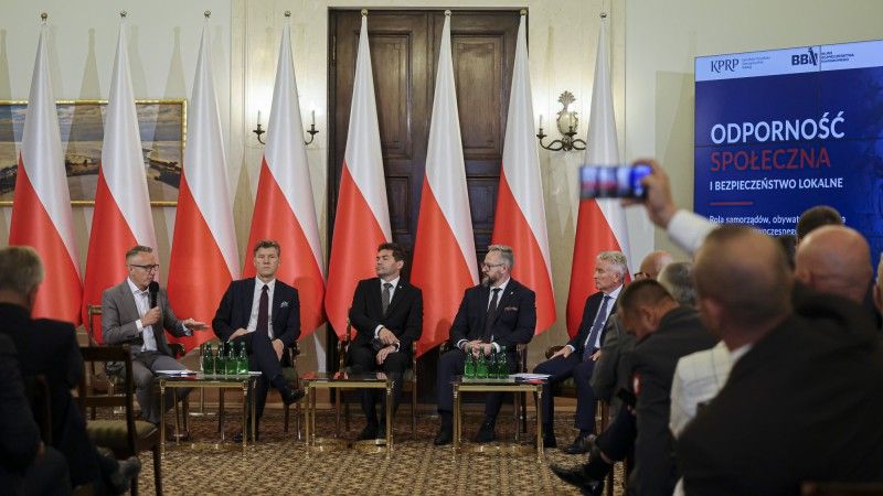 Debata na temat odporności państwa w Pałacu Prezydenckim
