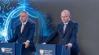 Konferencja z udziałem Krzysztofa Gawkowskiego i Pawła Olszewskiego.