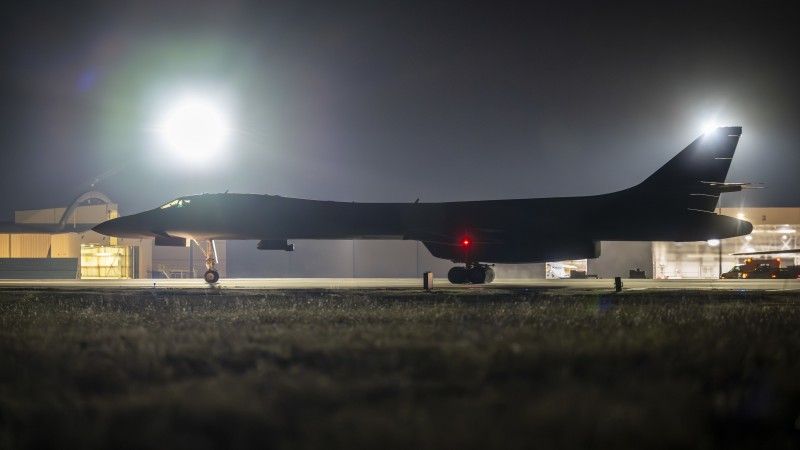 B-1B