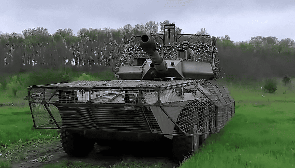 Rekordowy strzał Centauro na Ukrainie