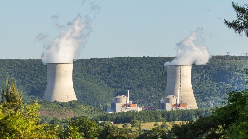 Elektrownia jądrowa Chooz leżąca we Francji w regionie Szampania-Ardeny.