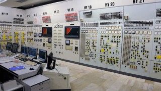 Blokowa sala sterowania w bułgarskiej elektrowni jądrowej w Kozłoduju.