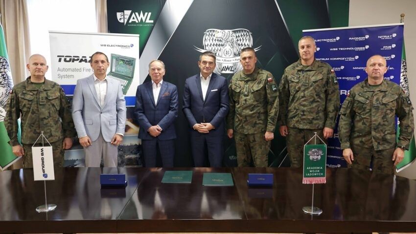 Before they get to the units, they get to know TOPAZ. A fresh  agreement for Polish artillery