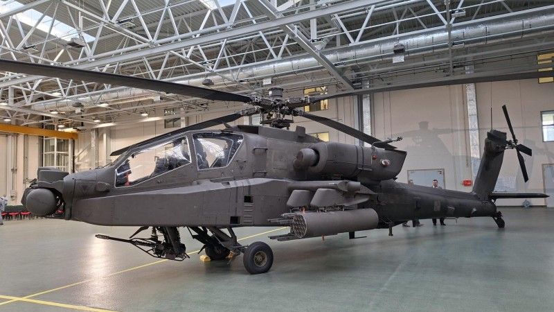 ĄH-64D Apache w polskich barwach