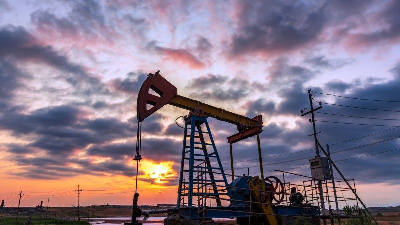 silhouette-of-oil-pump-jack-at-colorful-sunset-2026-03-25-07-06-22-utc