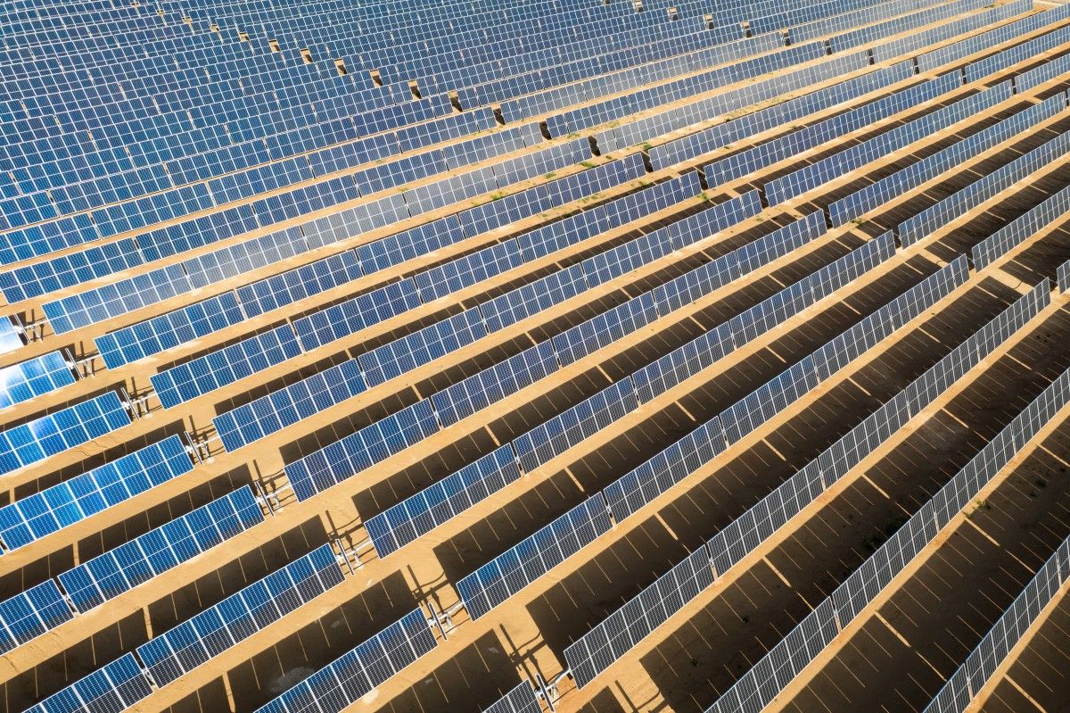 Chiny zbudowały potęgę OZE. Teraz nie mają co zrobić z energią