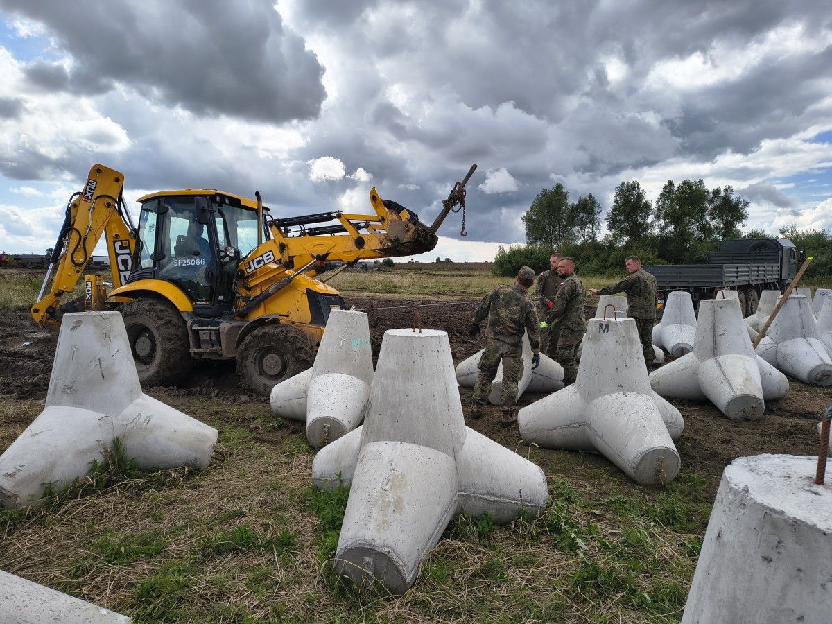 900 миллионов на поддержку программы «Щит Востока». Логисты с новой технологией?