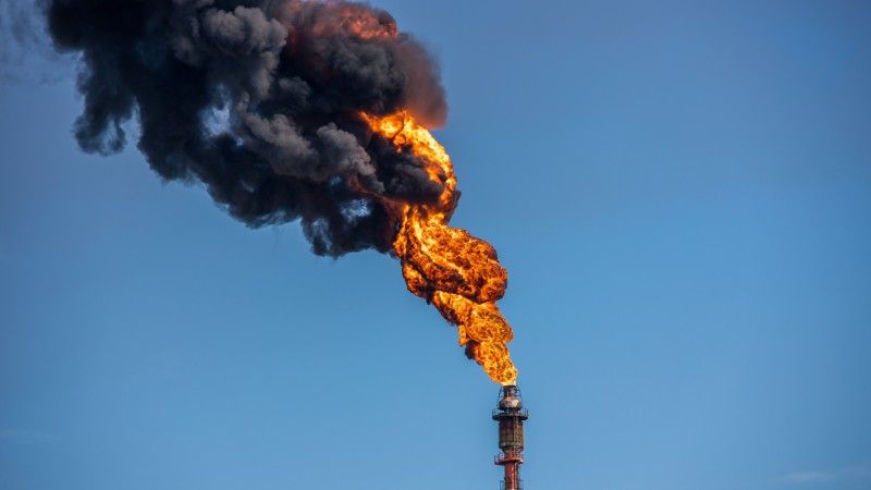 power-tower-burning-in-the-daytime-2026-03-18-16-04-23-utc