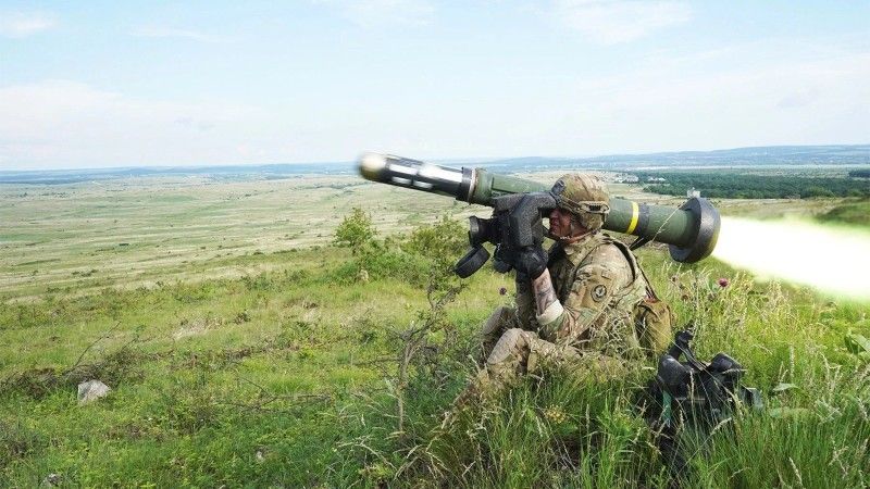 Wystrzelenie pocisku Javelin