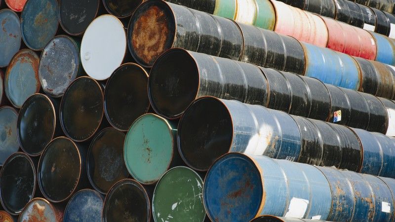 stacks-of-colorful-metal-barrels-industrial-stora-2026-01-09-09-07-20-utc