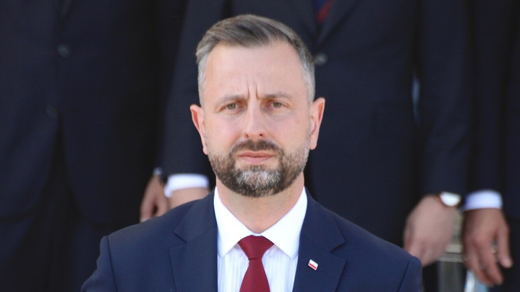 Polish Defence Minister warns of intensifying Russian sabotage, extends Operation Horyzont