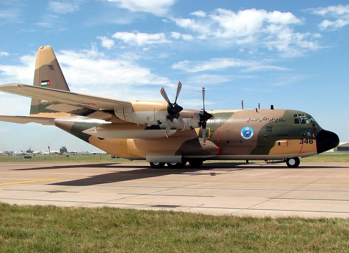 Wystartował z Moskwy i przeleciał nad Polską. Samolot algierskich sił powietrznych w polskiej przestrzeni
