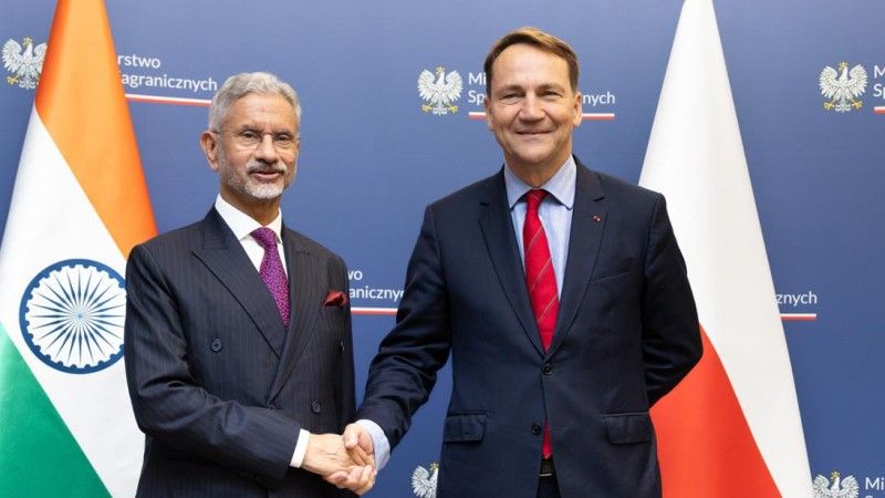 Polish Foreign Minister Radosław Sikorski met with Indian Minister of Foreign Affairs Subrahmanyam Jaishankar in Warsaw on September 4.