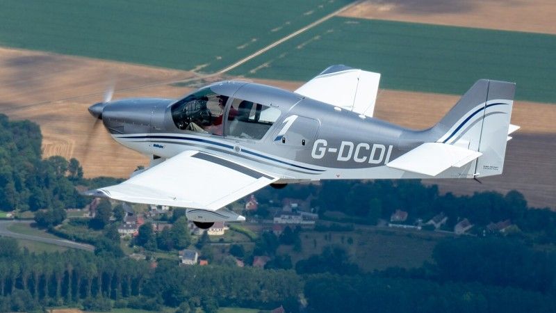 Samolot sportowy Robin DR400 - zdjęcie poglądowe