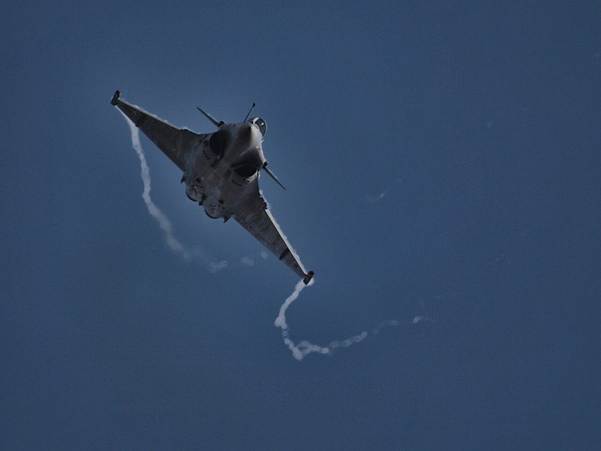 Samolot francuskich sił powietrznych nad Polską. Rafale na polskim niebie