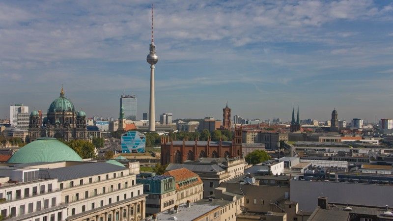 view-to-fernsehturm-berlin-and-berlin-cathedral-b-2026-03-26-08-09-21-utc