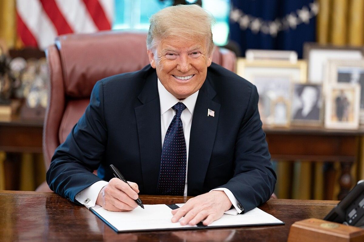 Trump da każdemu 5000 dolarów. Jest jeden warunek