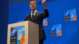 Mark Rutte w trakcie przemówienia na konferencji - zdjęcie poglądowe