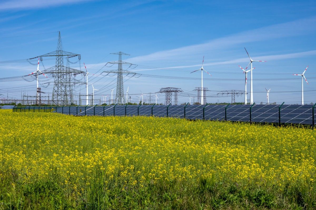 „Energetyka musi zejść na poziom lokalny”. Przyszłość należy do hubów energetycznych